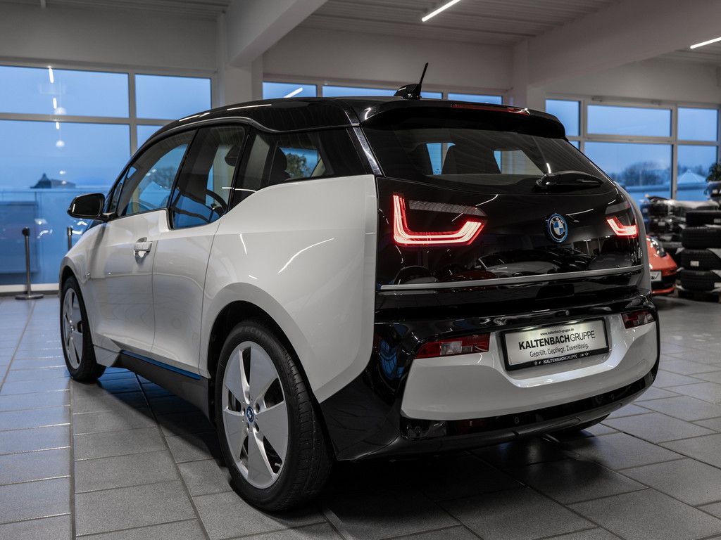 BMW i3 2022