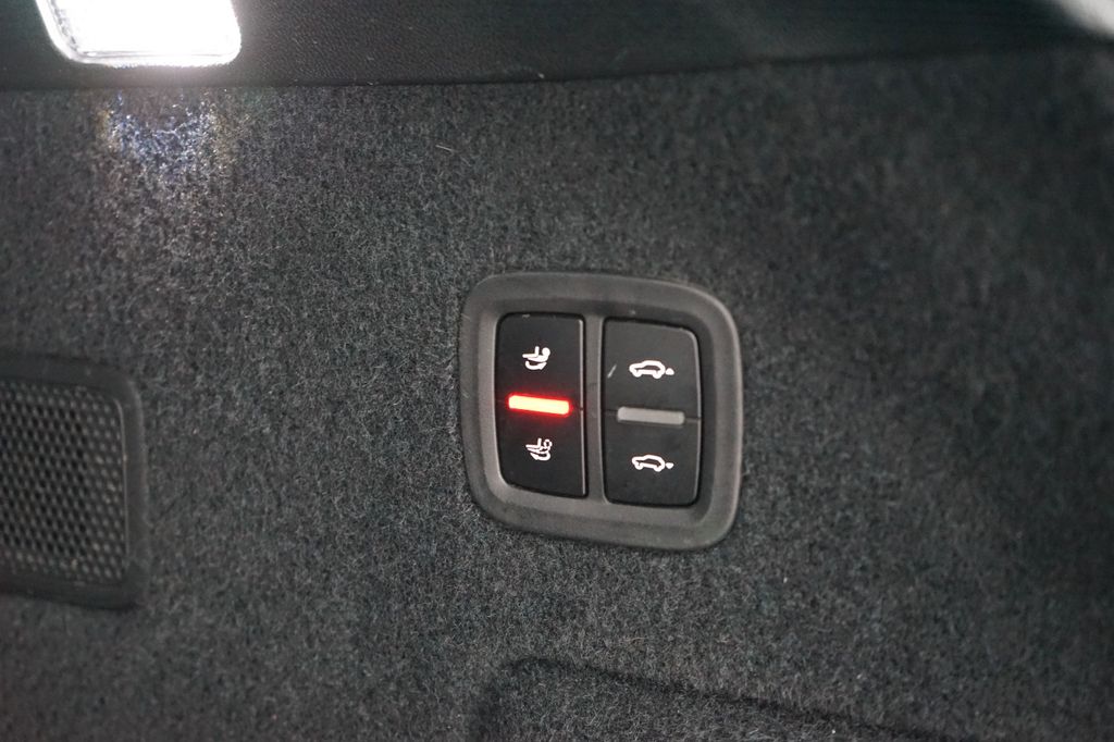 Porsche Cayenne 2021