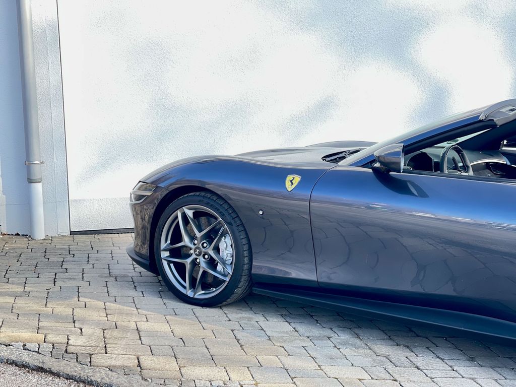 Ferrari Roma 2025