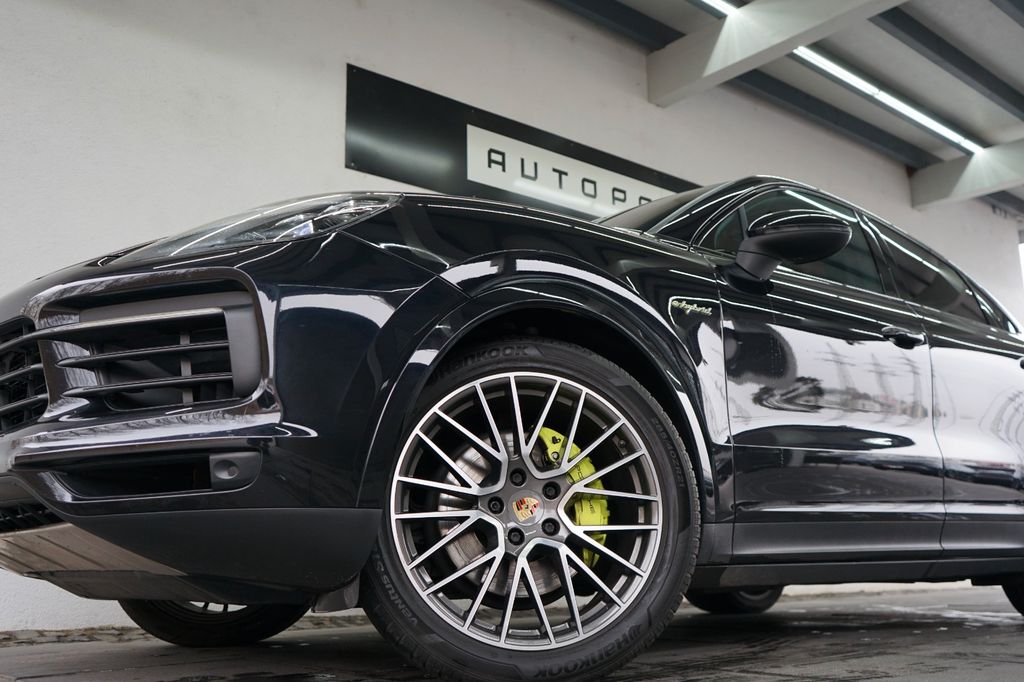 Porsche Cayenne 2021