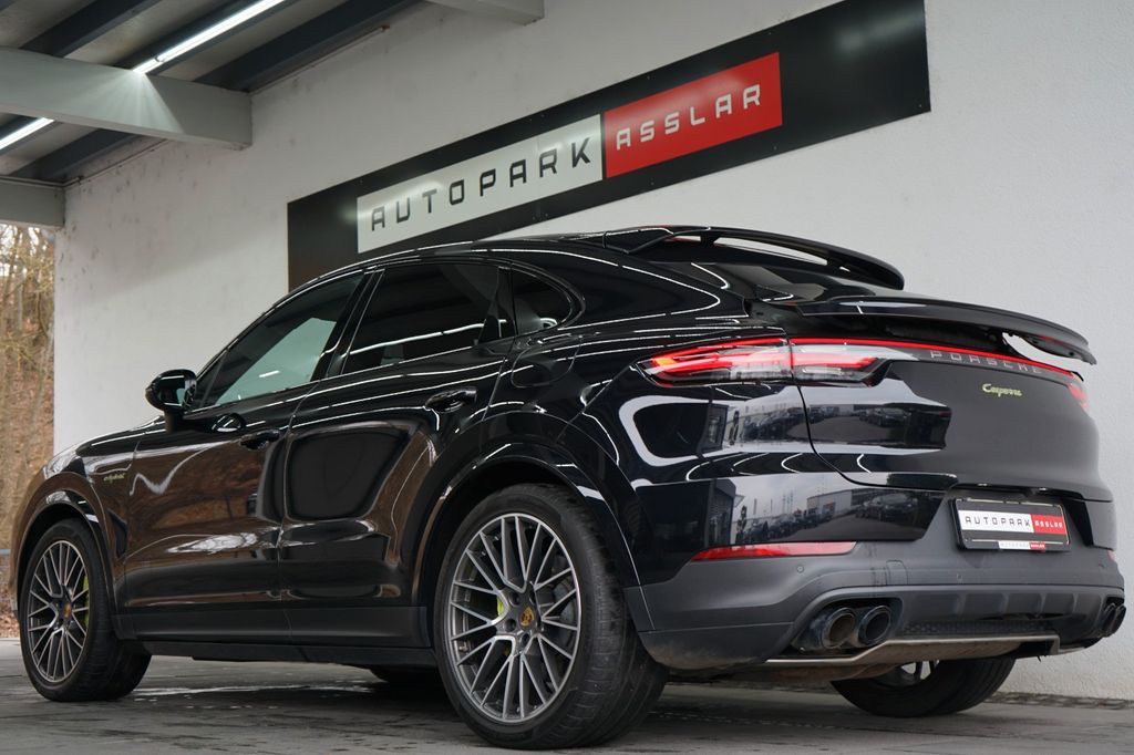 Porsche Cayenne 2021
