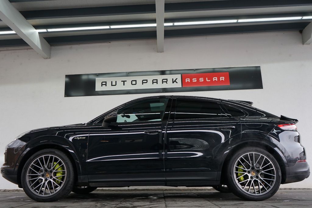 Porsche Cayenne 2021