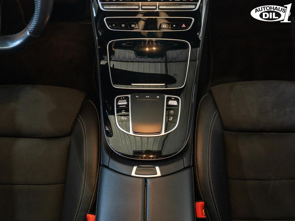 Mercedes-Benz E 300 2022