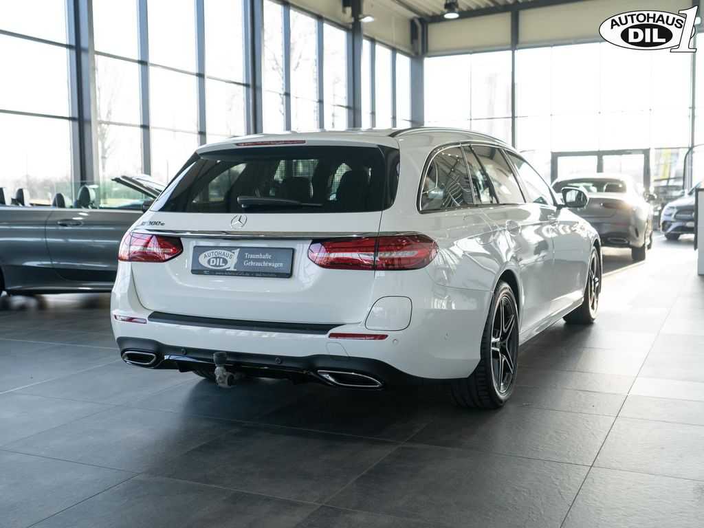 Mercedes-Benz E 300 2022