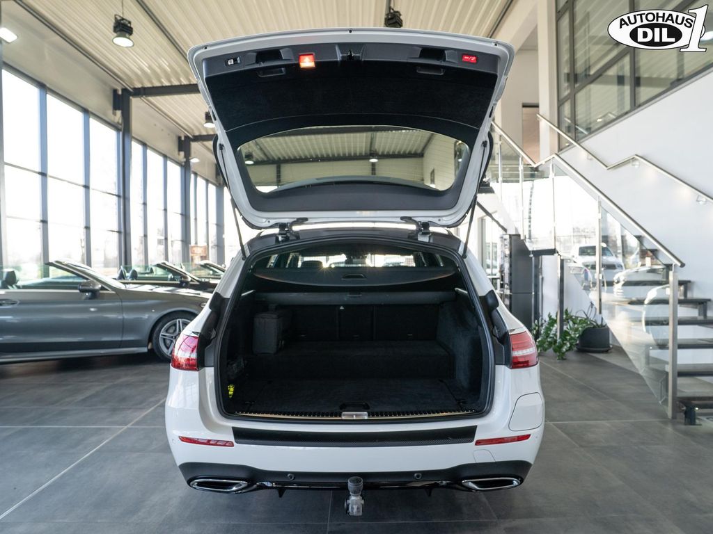 Mercedes-Benz E 300 2022