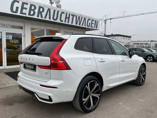 Volvo XC60 2022
