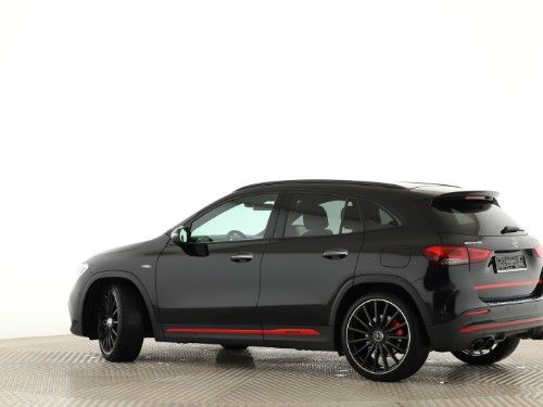 Mercedes-Benz GLA 45 AMG 2021
