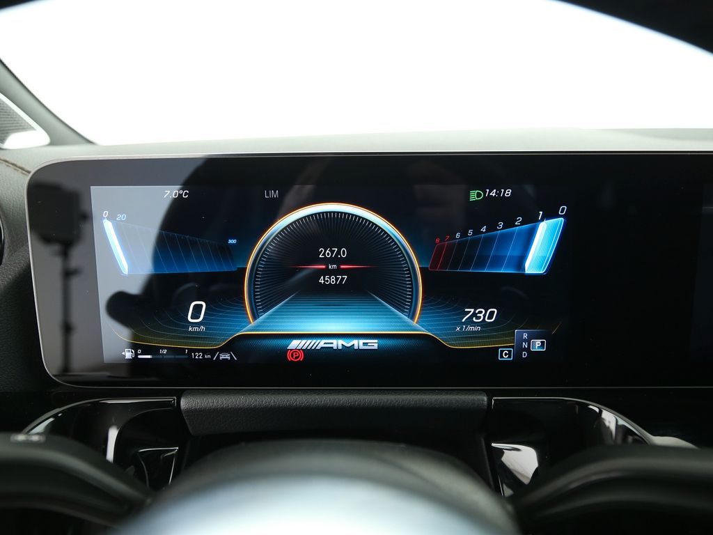 Mercedes-Benz GLA 45 AMG 2021