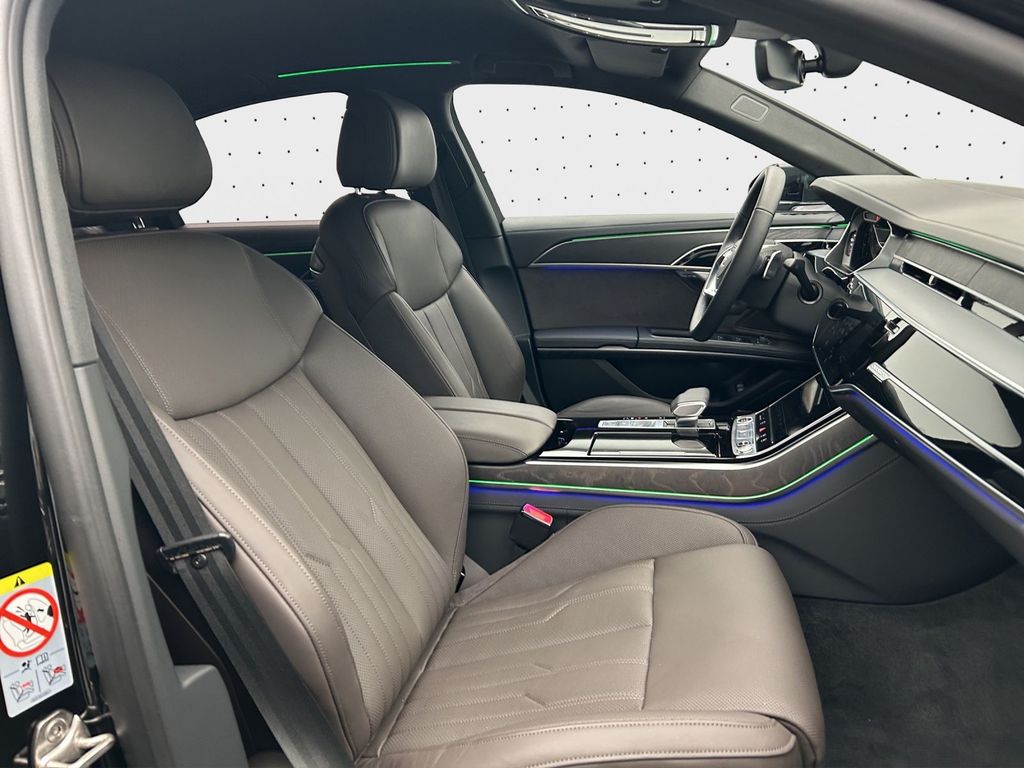 Audi A8 2025