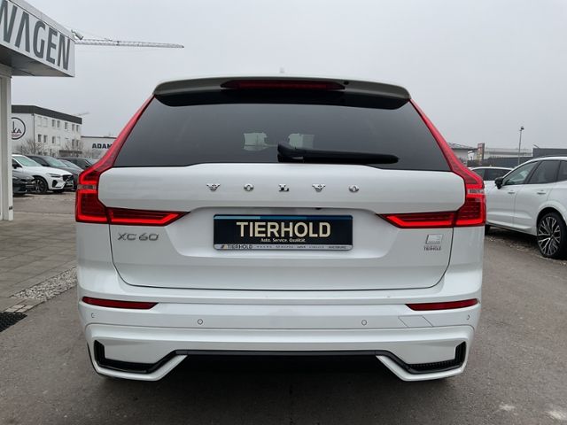 Volvo XC60 2022
