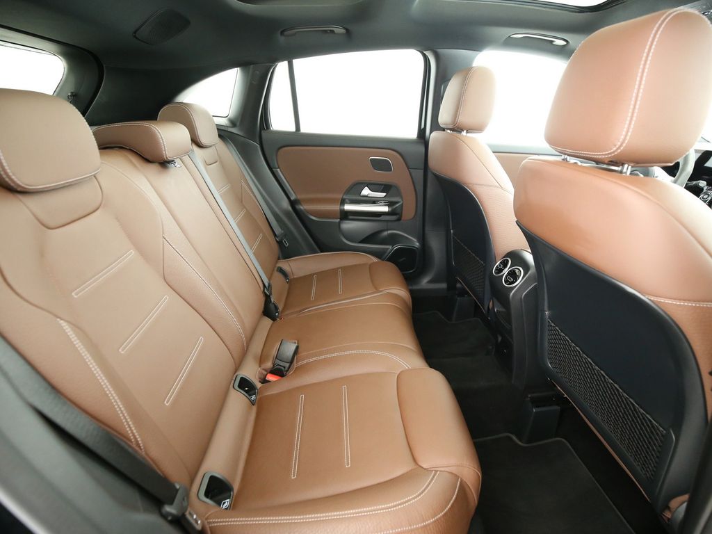 Mercedes-Benz GLA 45 AMG 2021