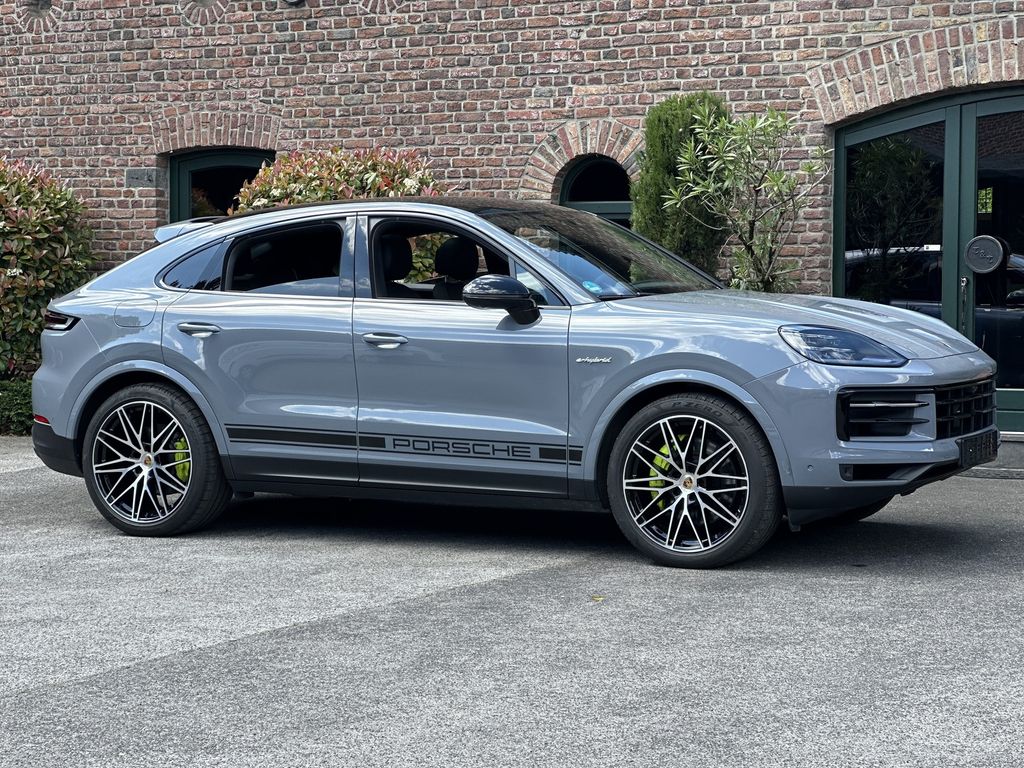 Porsche Cayenne 2023