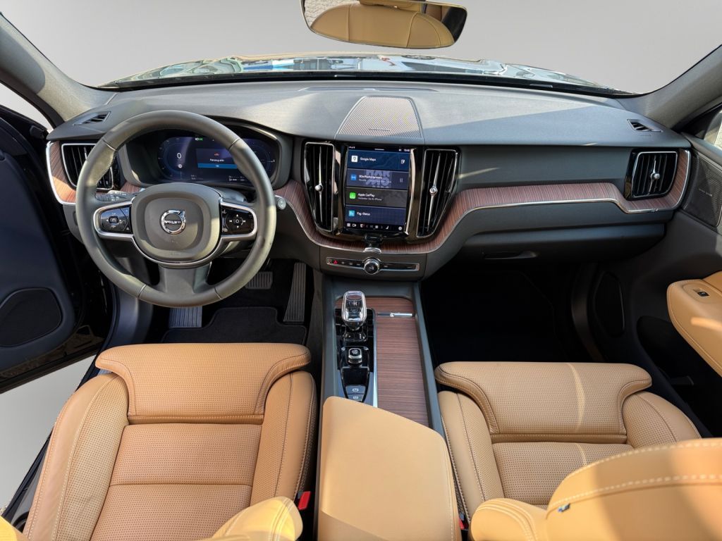 Volvo XC60 2025