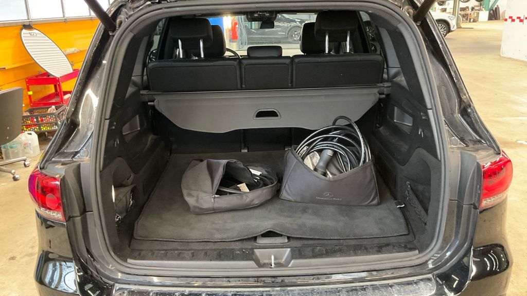 Mercedes-Benz EQB 2022