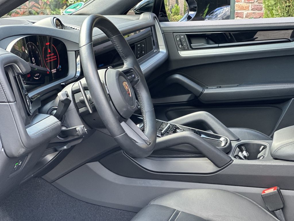 Porsche Cayenne 2023