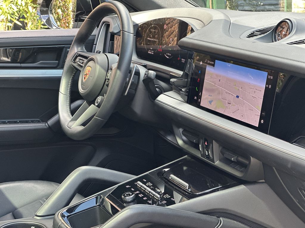 Porsche Cayenne 2023