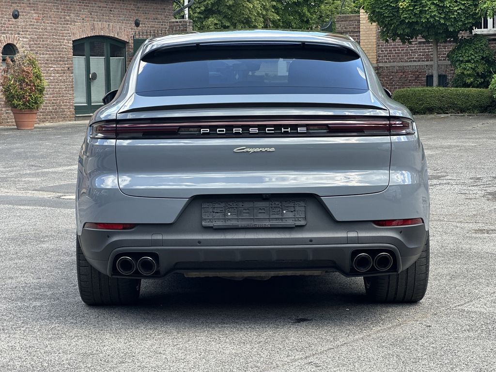 Porsche Cayenne 2023