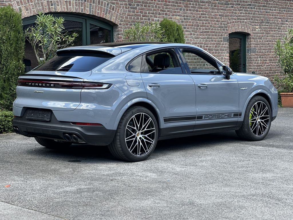 Porsche Cayenne 2023