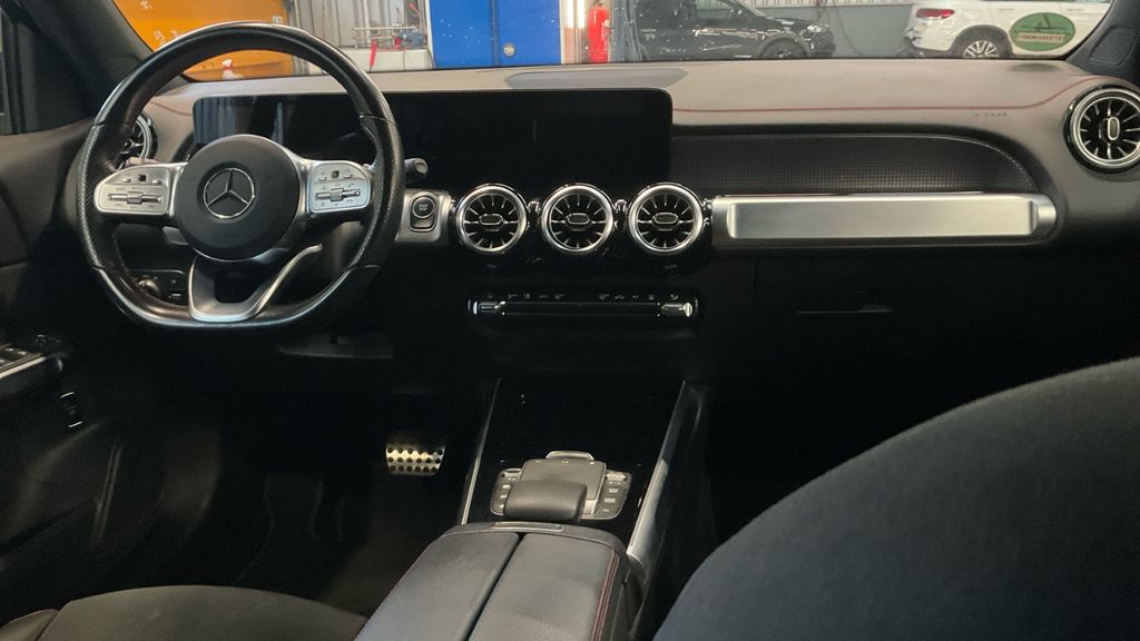 Mercedes-Benz EQB 2022