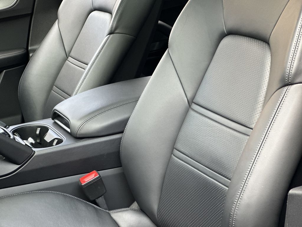 Porsche Cayenne 2023