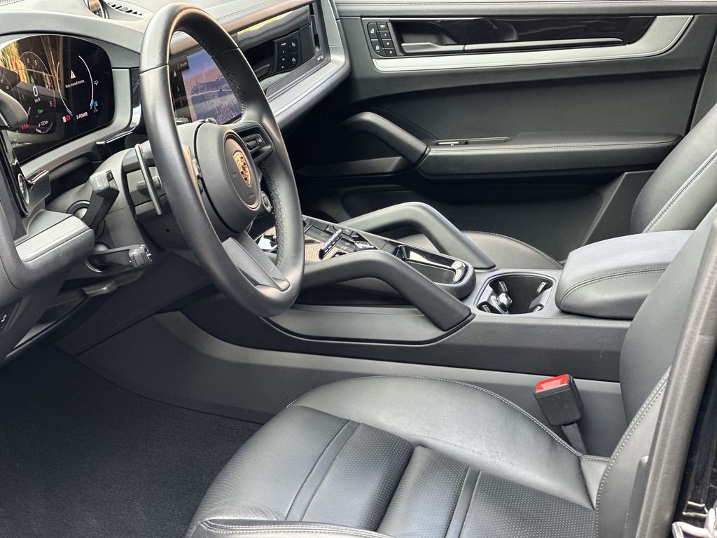 Porsche Cayenne 2023