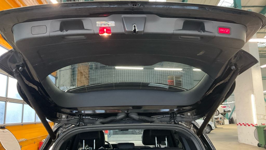 Mercedes-Benz EQB 2022