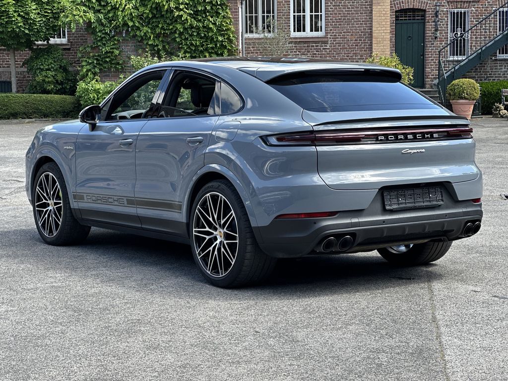 Porsche Cayenne 2023