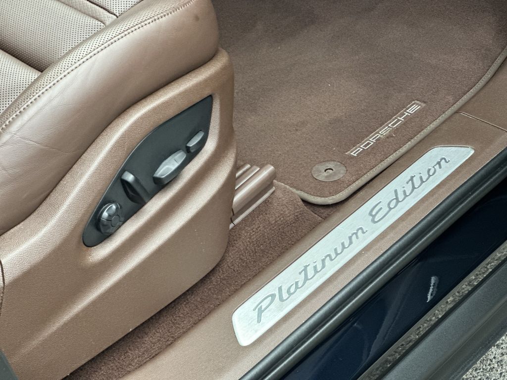 Porsche Cayenne 2022