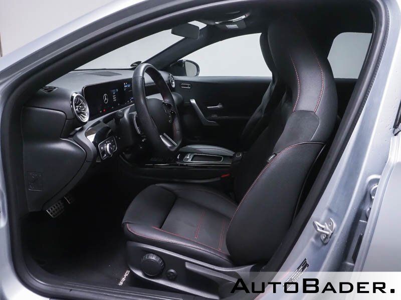 Mercedes-Benz A 220 2024