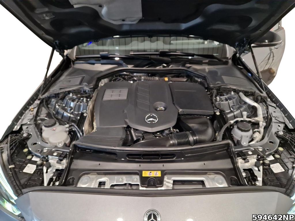 Mercedes-Benz C 300 2025