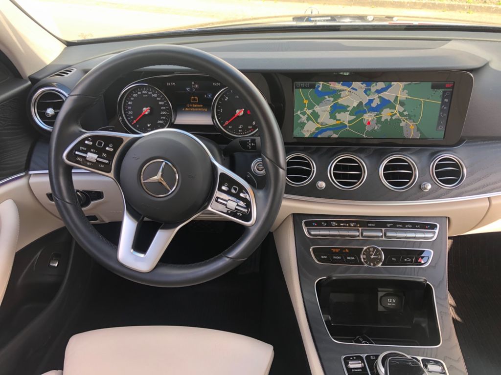 Mercedes-Benz E 220 2019
