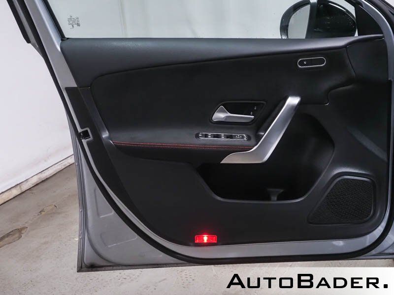 Mercedes-Benz A 220 2024