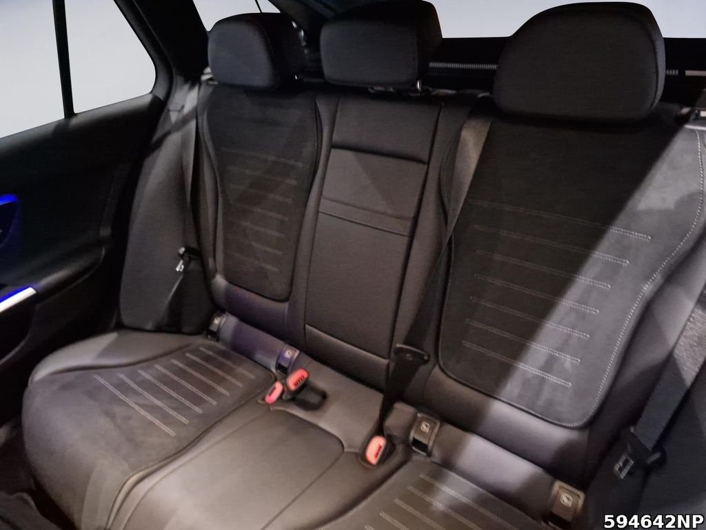 Mercedes-Benz C 300 2025