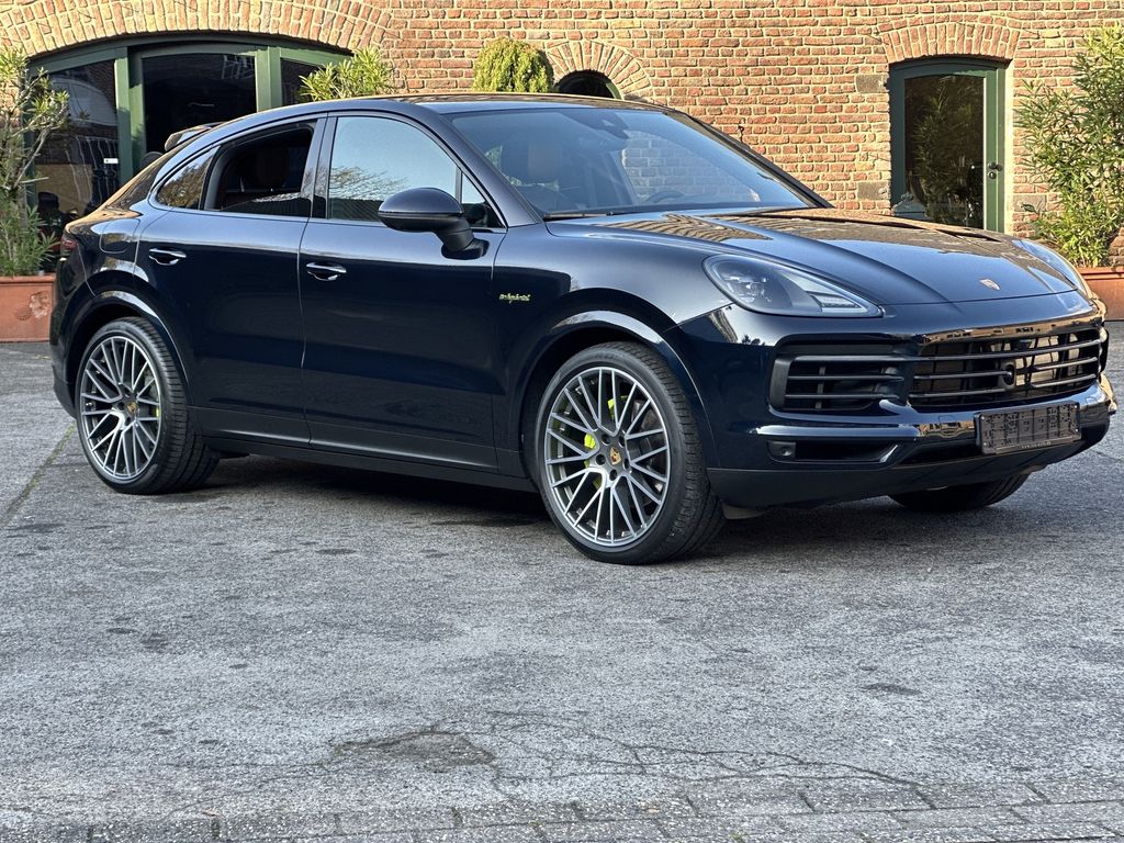 Porsche Cayenne 2022