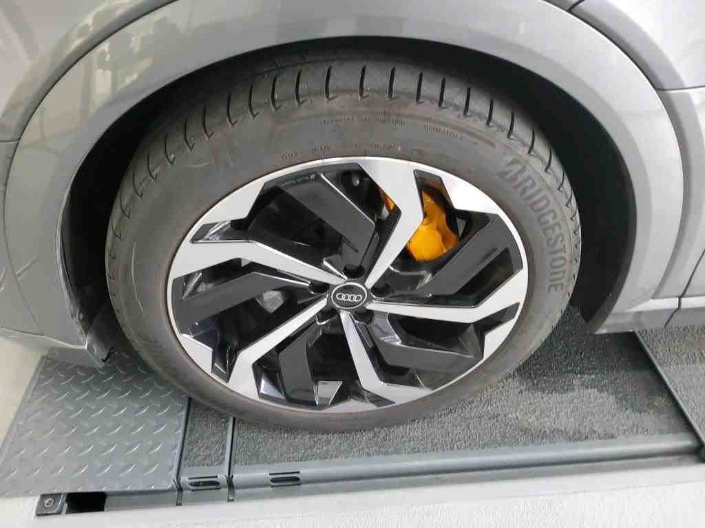 Audi e-tron 2022