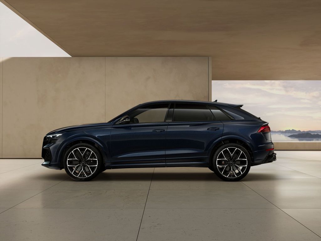 Audi RSQ8 2025