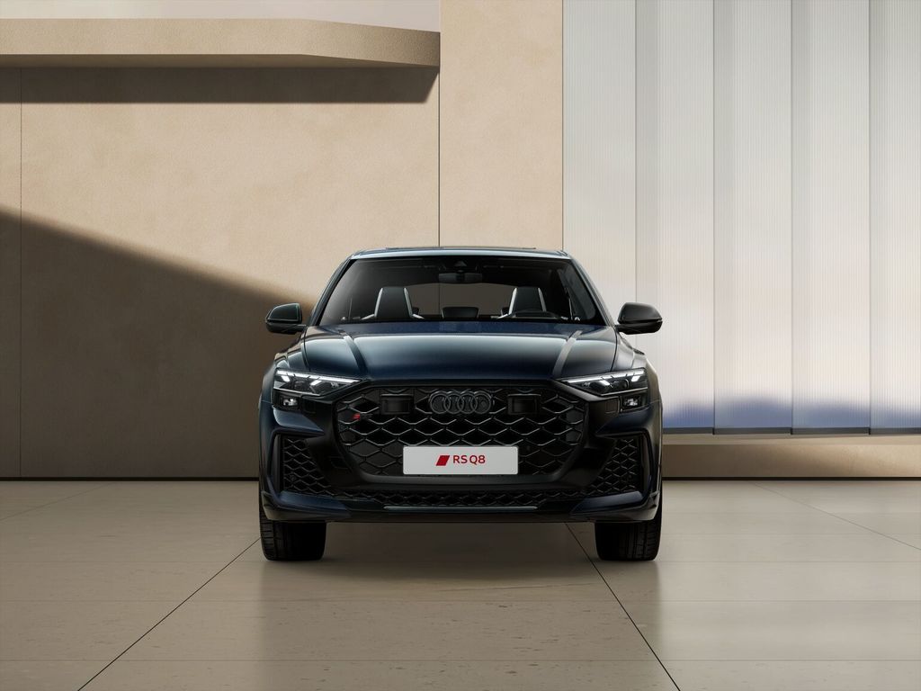 Audi RSQ8 2025