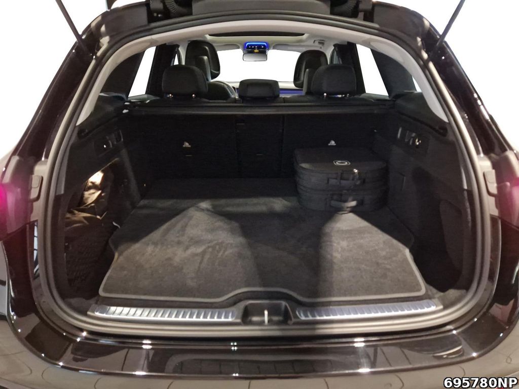 Mercedes-Benz GLC 300 2025