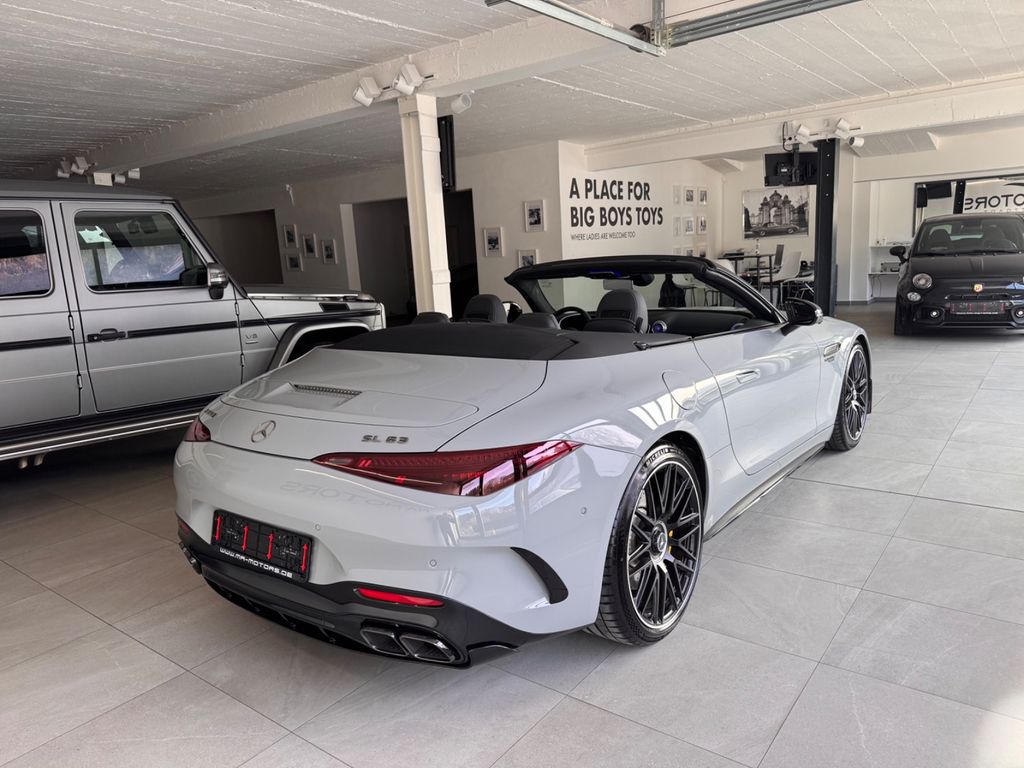 Mercedes-Benz SLR 2023