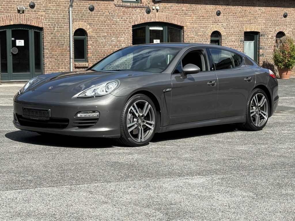Porsche Panamera 2013