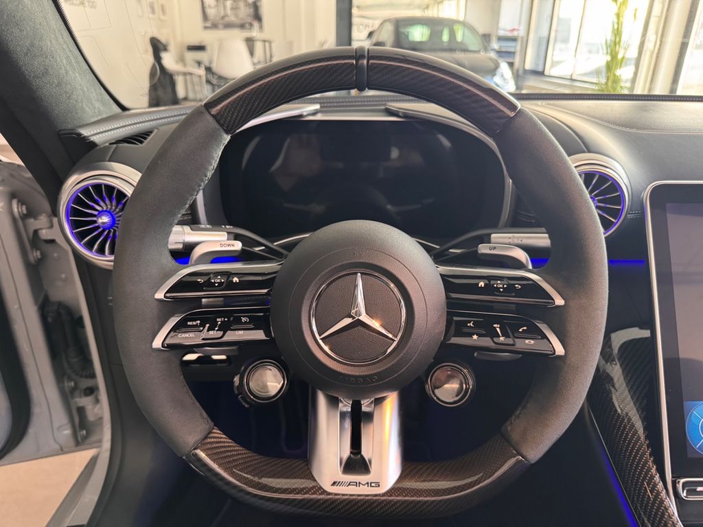 Mercedes-Benz SLR 2023