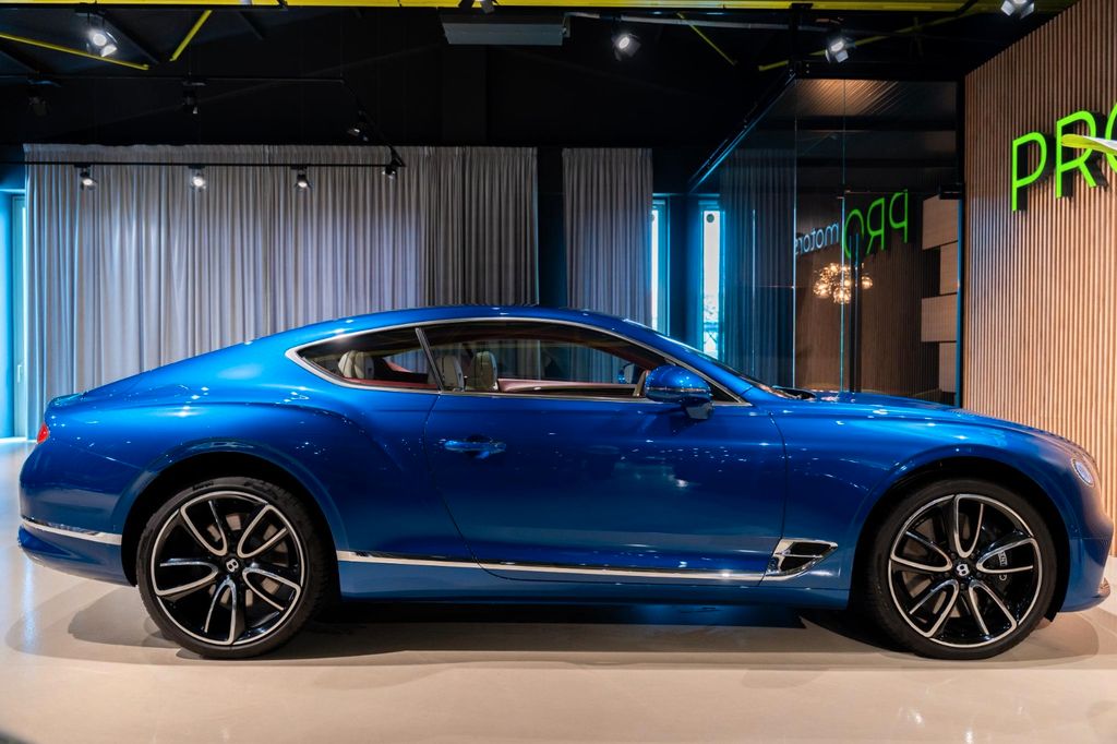 Bentley Continental GT 2023