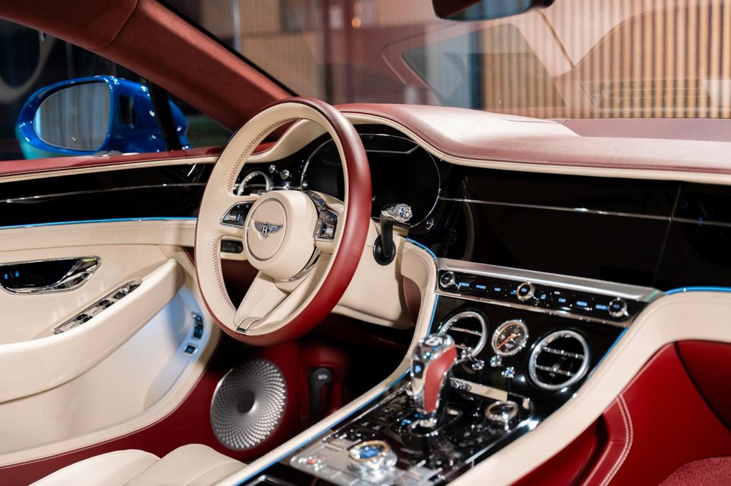 Bentley Continental GT 2023