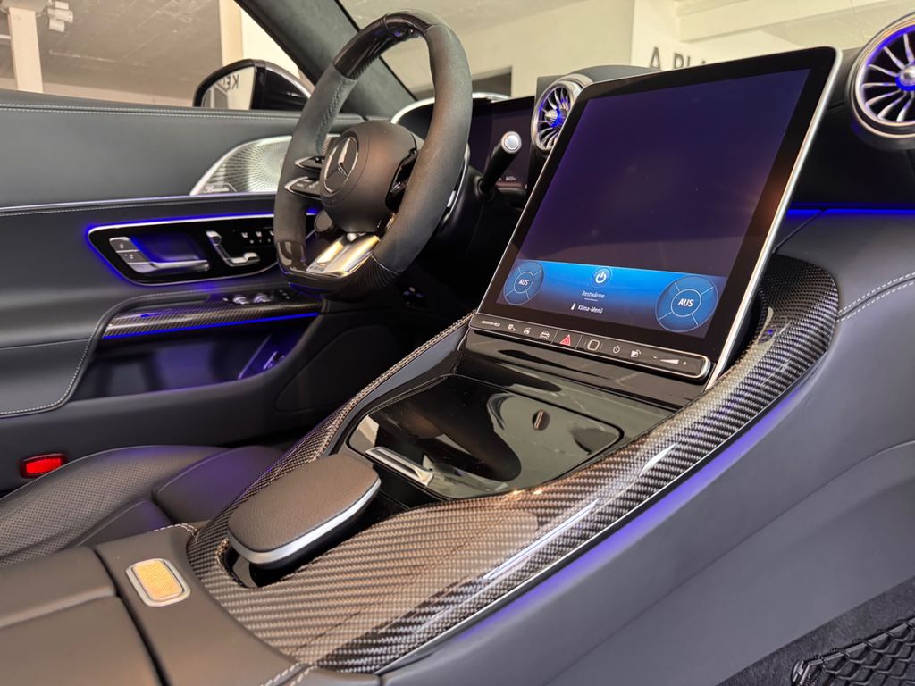 Mercedes-Benz SLR 2023