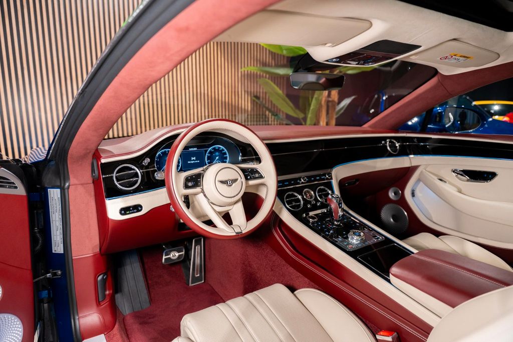 Bentley Continental GT 2023