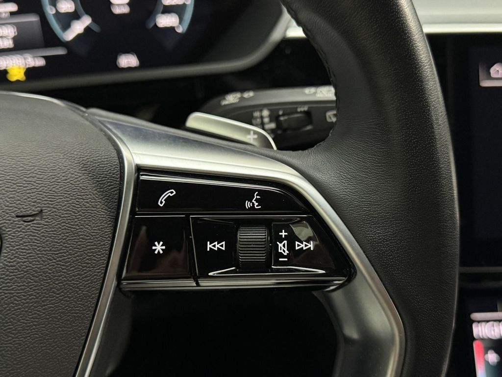 Audi e-tron 2022