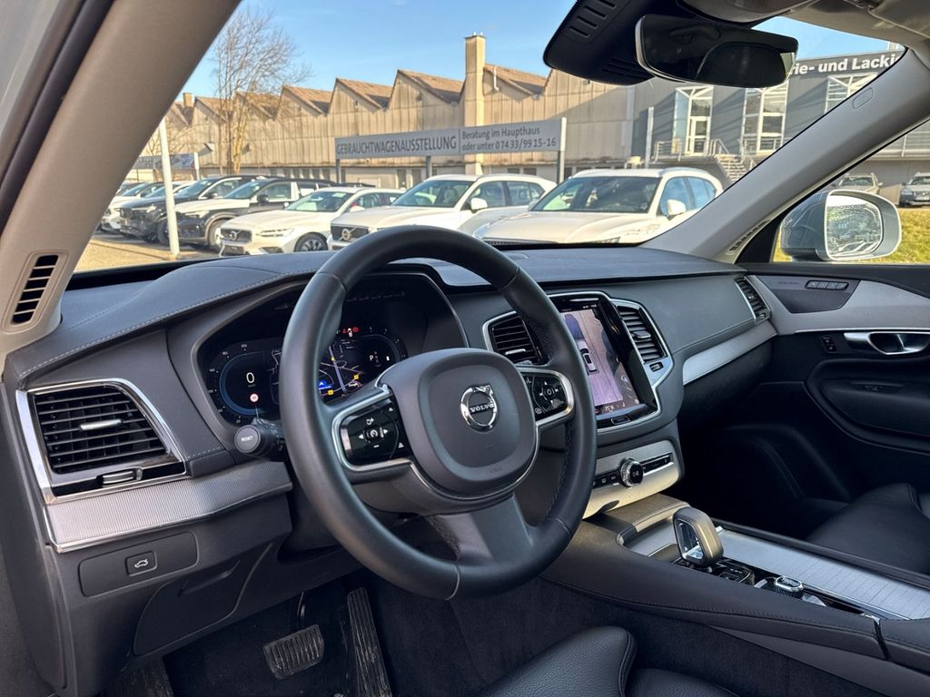 Volvo XC90 2023