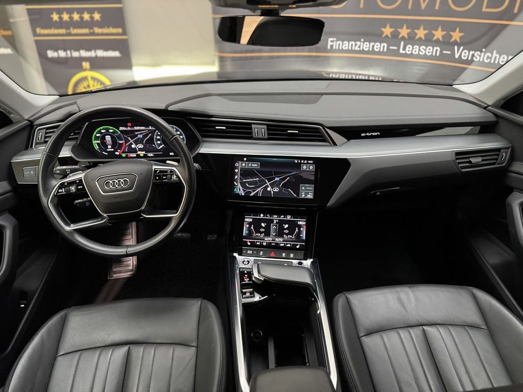 Audi e-tron 2022