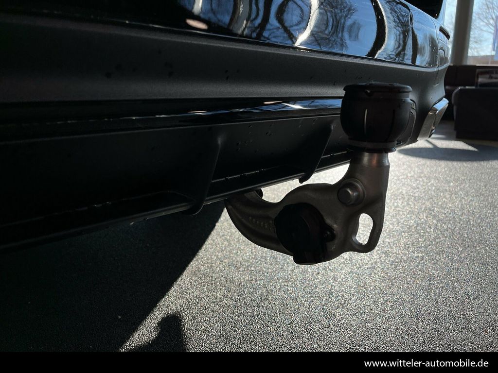 Mercedes-Benz E 300 2026