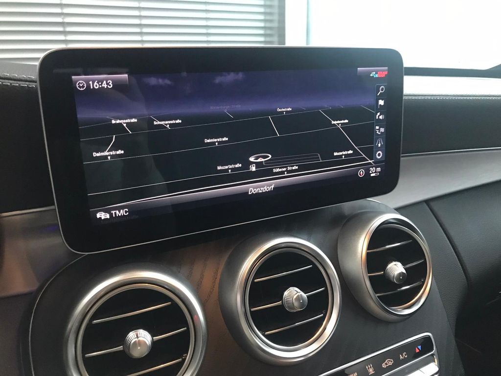 Mercedes-Benz C 300 2020